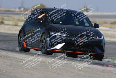 media/Nov-10-2025-Private Event (Mon) [[7fd464aee1]]/Advanced/Session 3 (Sunset)/